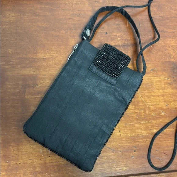 Black Beaded Elegant Formal Phone Crossbody Bag - Picture 2 of 4